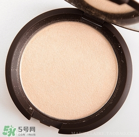 becca�߹�ɫ����ɫ becca�߹���ɫͼ